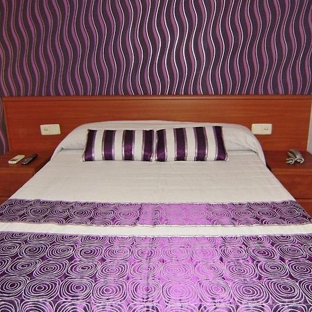 Hostal Miguel Angel Madrid Dış mekan fotoğraf