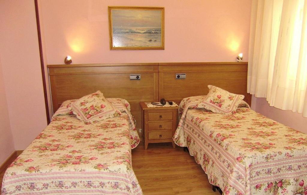 Hostal Miguel Angel Madrid Oda fotoğraf