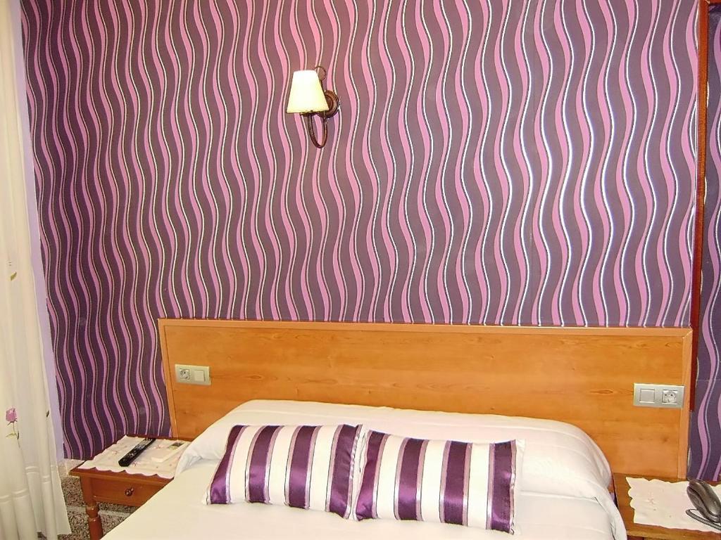 Hostal Miguel Angel Madrid Oda fotoğraf